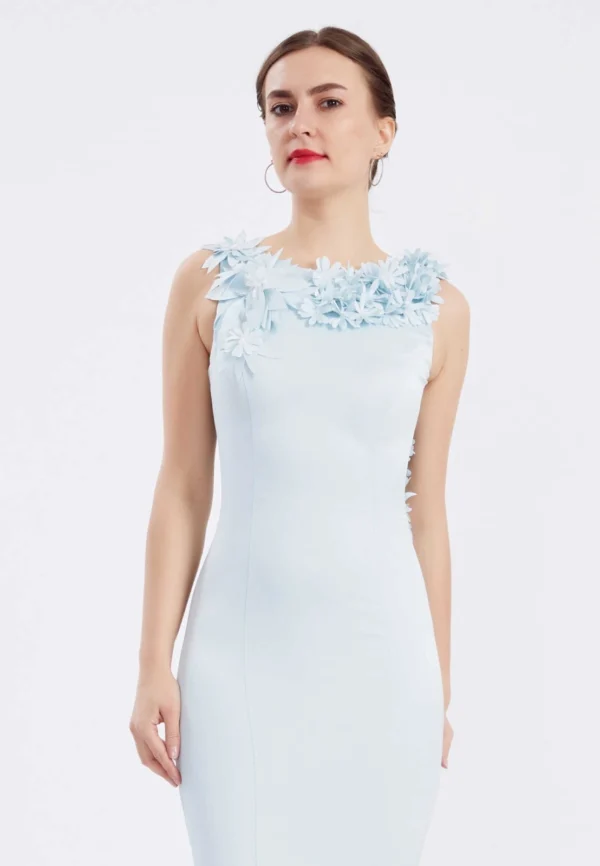 Aaliyah – Elegant Sky Blue Backless Evening Gown